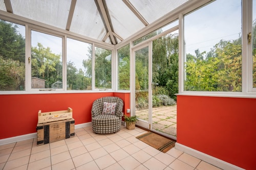 The Bantams, Monk Soham 32 Stay in Suffolk