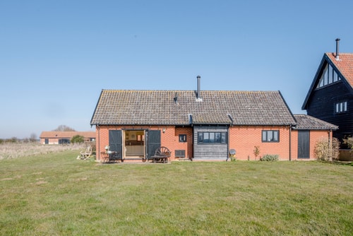 The Meadows Dairy, Bawdsey 0 Stay in Suffolk