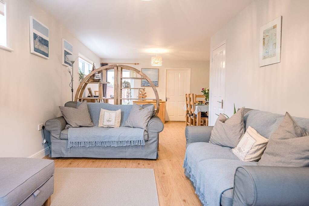 1 Albert Terrace, Reydon Holiday Cottages in Suffolk Air Manage