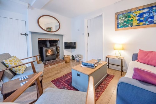 2 Riverside Cottages, Yoxford Stay in Suffolk