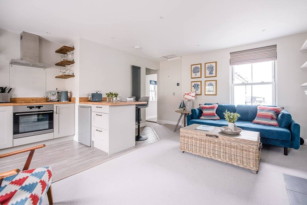 Pebble View, Aldeburgh Stay in Suffolk