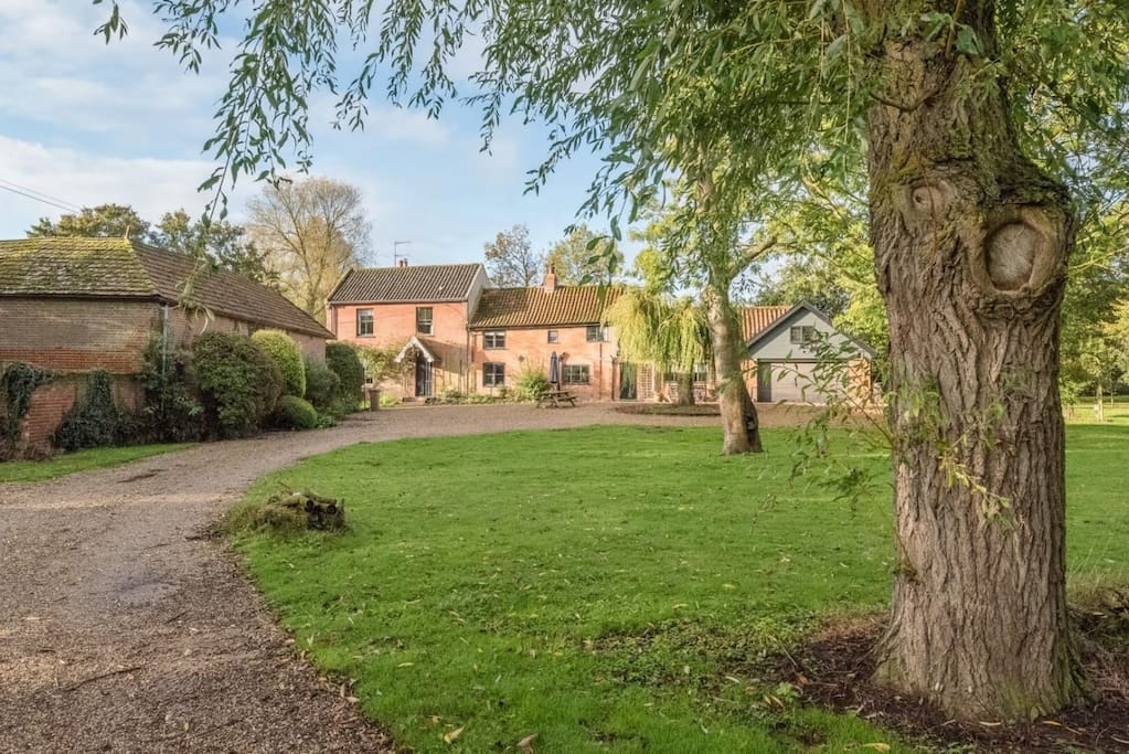 Red House Farm, East Green near Saxmundham Holiday Cottages in