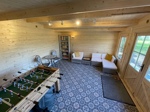 Thyme Shepherds Hut at Boundary Farm, Framlingham 7 Stay in Suffolk