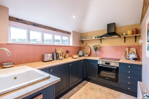 The Stables, Ivy Lodge Barn, Hoo 7 Stay in Suffolk