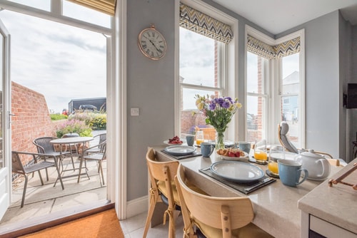 Swn-y-Don with a Sea View, Aldeburgh 4 Stay in Suffolk