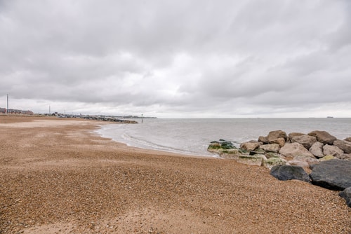Spindrift, Felixstowe 53 Stay in Suffolk