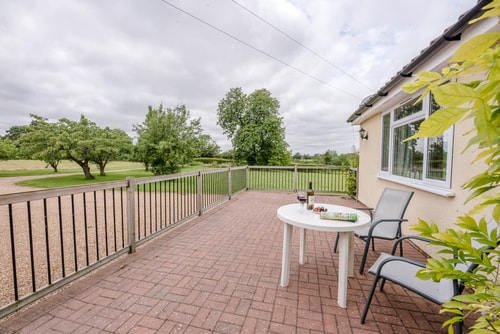 Grove Farm Annexe  WITH SWIMMING POOL, DALLINGHOO 36 Stay in Suffolk
