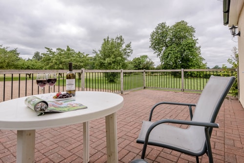 Grove Farm Annexe  WITH SWIMMING POOL, DALLINGHOO 37 Stay in Suffolk
