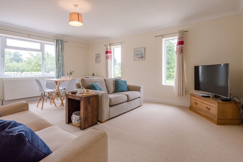 Grove Farm Annexe  WITH SWIMMING POOL, DALLINGHOO 3 Stay in Suffolk