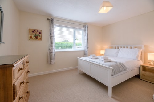 Grove Farm Annexe  WITH SWIMMING POOL, DALLINGHOO 20 Stay in Suffolk