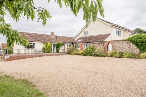 Grove Farm Annexe  WITH SWIMMING POOL, DALLINGHOO 33 Stay in Suffolk