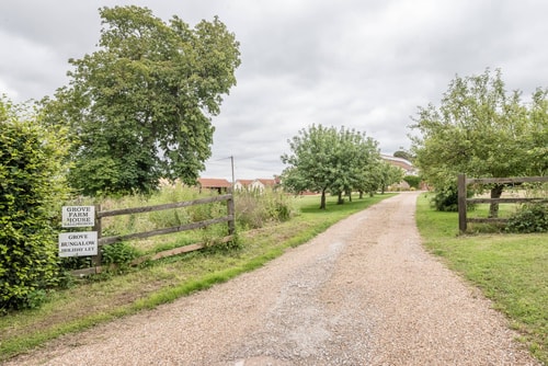 Grove Farm Annexe  WITH SWIMMING POOL, DALLINGHOO 42 Stay in Suffolk