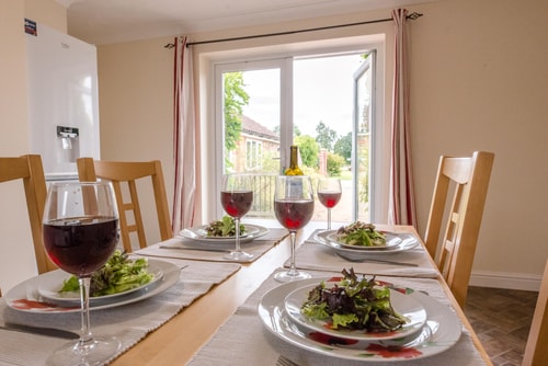 Grove Farm Bungalow and Annexe, Dallinghoo 8 Stay in Suffolk