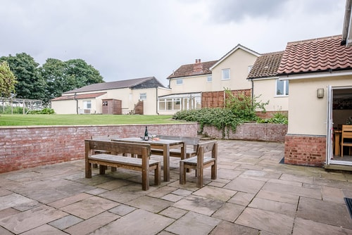 Grove Farm Bungalow and Annexe, Dallinghoo 64 Stay in Suffolk