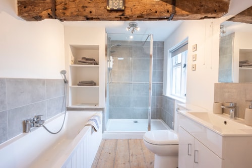 Vela Art Gallery - Holiday Apartment 13 Stay in Suffolk
