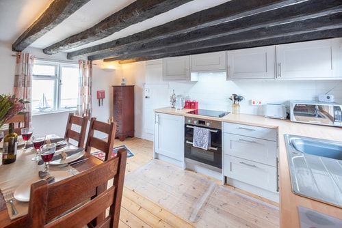 Vela Art Gallery - Holiday Apartment 5 Stay in Suffolk