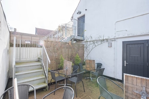 Vela Art Gallery - Holiday Apartment 14 Stay in Suffolk