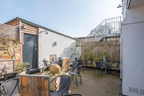 Vela Art Gallery - Holiday Apartment 15 Stay in Suffolk