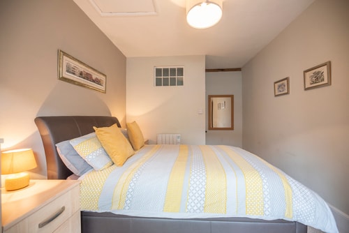 Vela Art Gallery - Holiday Apartment 9 Stay in Suffolk