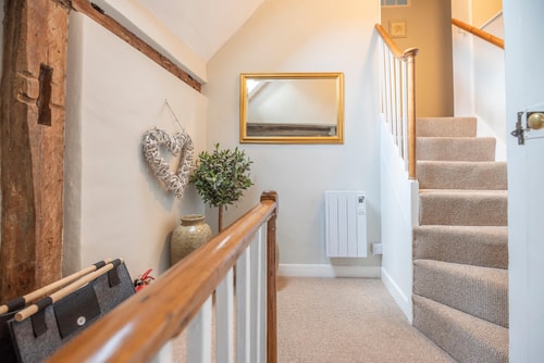 Vela Art Gallery - Holiday Apartment 24 Stay in Suffolk