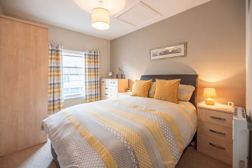 Vela Art Gallery - Holiday Apartment 20 Stay in Suffolk