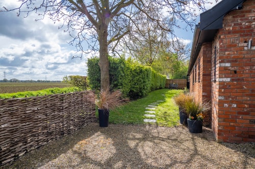 East Wing at Champaignes Toft, Mendlesham 36 David Burr