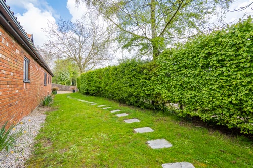 East Wing at Champaignes Toft, Mendlesham 40 David Burr