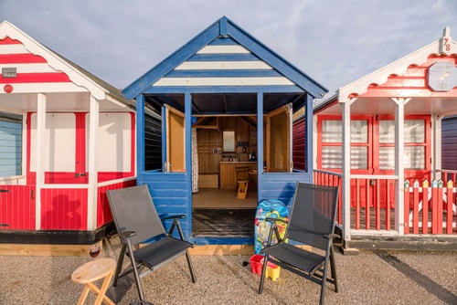 Driftwood Beach Hut, Southwold 0 Stay in Suffolk