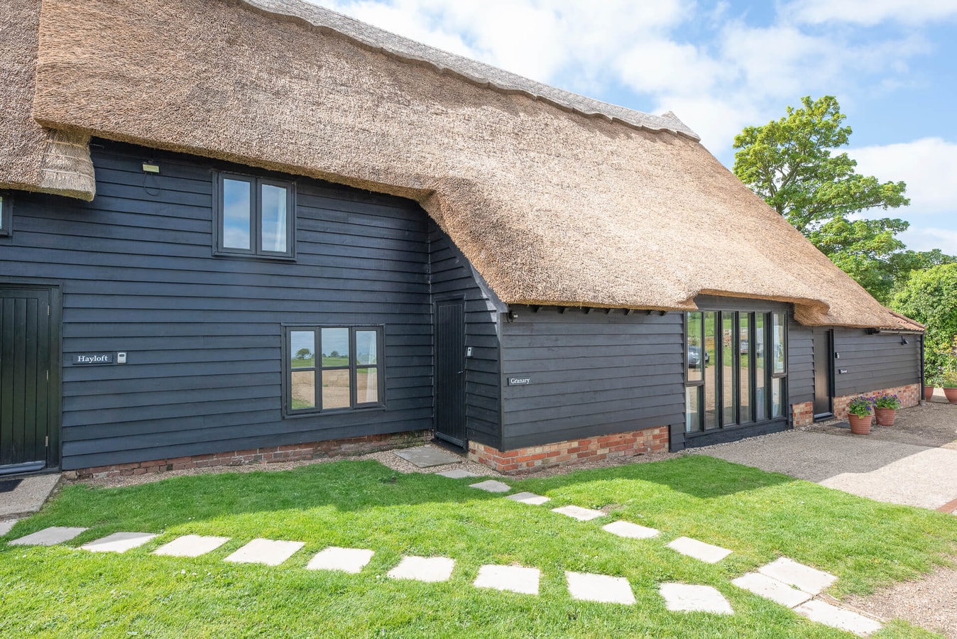 Granary Cottage at Valley Farm, Snape Stay in Suffolk