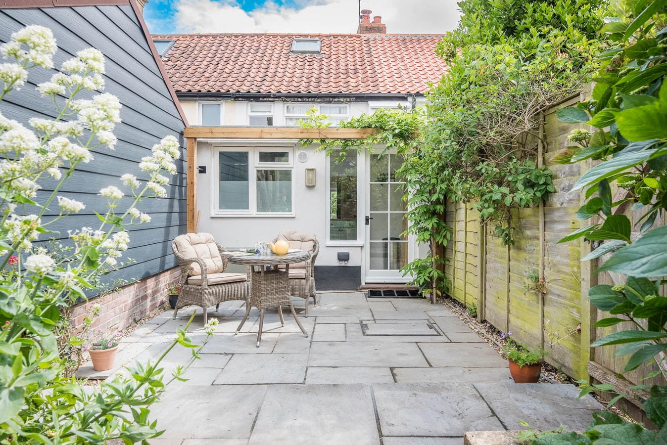 Angel Cottage, Wenhaston. Nr Southwold & Minsmere Stay in Suffolk