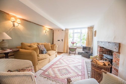 Angel Cottage, Wenhaston. Nr Southwold & Minsmere 3 Stay in Suffolk