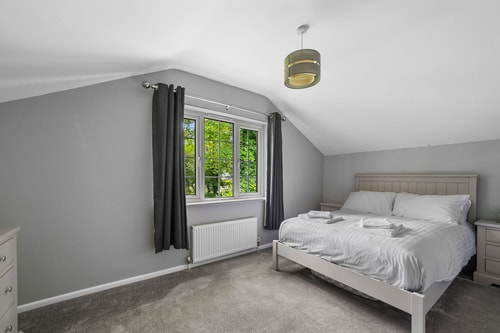 10 Holly Close, Horringer 18 David Burr
