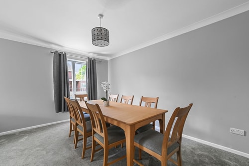 10 Holly Close, Horringer 16 David Burr