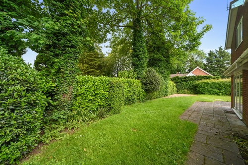 10 Holly Close, Horringer 36 David Burr