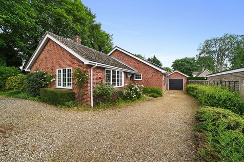 10 Holly Close, Horringer 38 David Burr