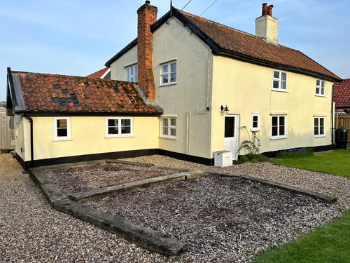 Walnut Cottage, Framlingham 0 Stay in Suffolk