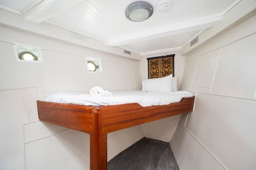 Lorna, Houseboat , West Mersea 31 David Burr