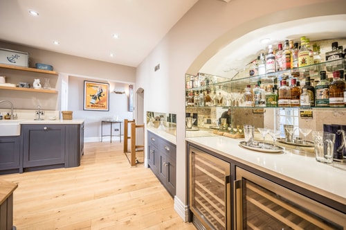Market Cross House, Aldeburgh. Sea front holiday home 2 Stay in Suffolk