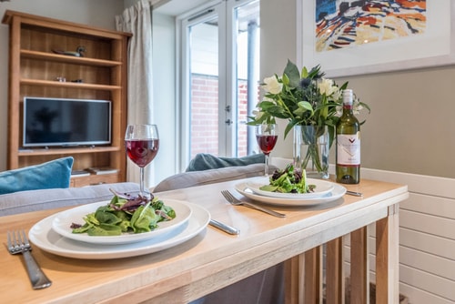 Captain's Quarters, a ground floor apartment in Aldeburgh 8 Stay in Suffolk
