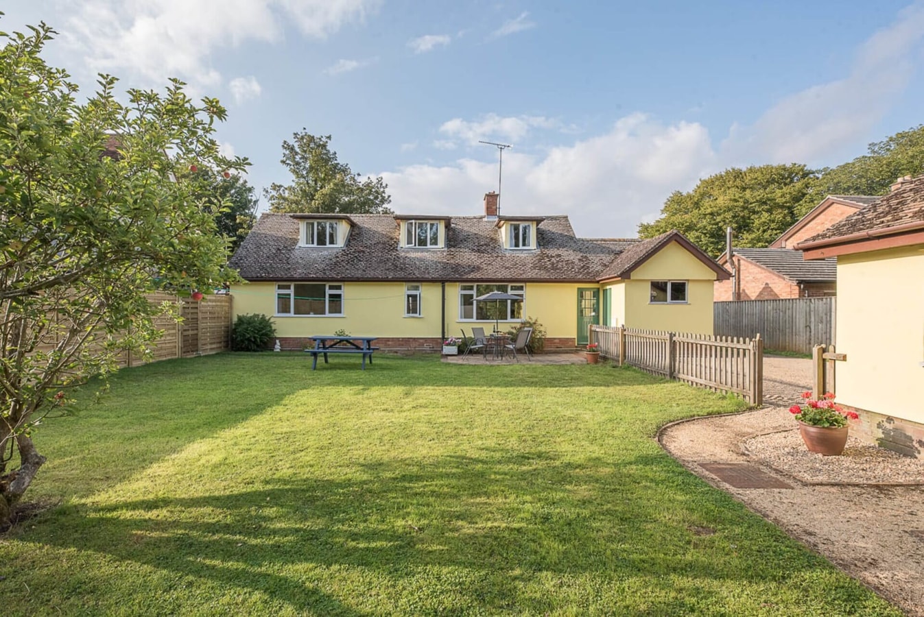 The Spinney, Saxtead near Framlingham Stay in Suffolk