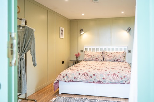 Feather Lodge, Toad Hall, Wangford 15 Stay in Suffolk