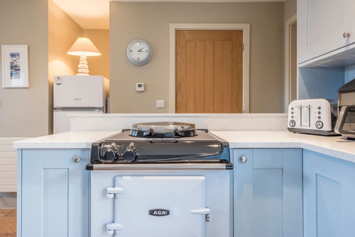 Captain's Quarters, a ground floor apartment in Aldeburgh 5 Stay in Suffolk