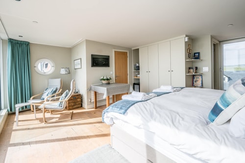 The Belvedere Suite, sea views in Aldeburgh 9 Stay in Suffolk