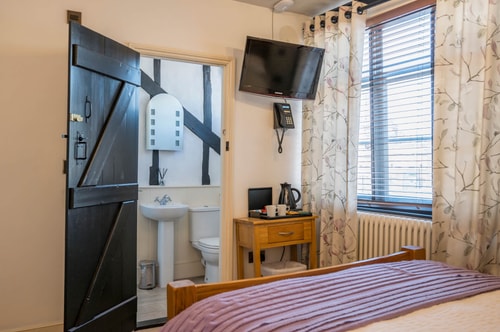Silk Room, The Merchant House, Ipswich 2 Stay in Suffolk