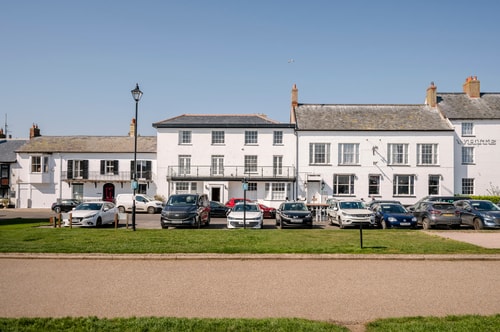 Market Cross House, Aldeburgh. Sea front holiday home 12 Stay in Suffolk