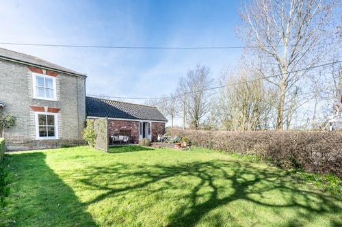The Nest, Dickleburgh 26 Stay in Suffolk