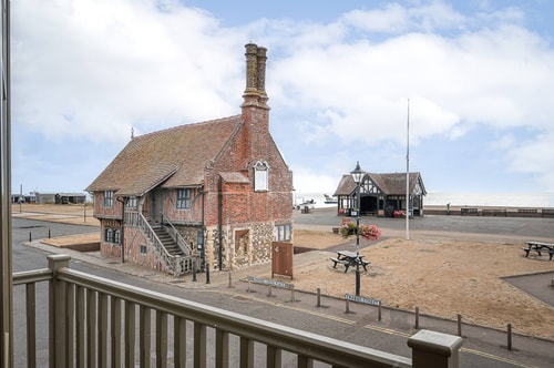 Moots, Aldeburgh 26 Stay in Suffolk