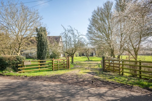 Yew Tree Cottage, Cretingham 48 Stay in Suffolk