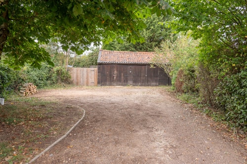 The Bantams, Monk Soham 43 Stay in Suffolk