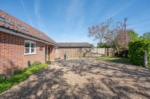 Dogwood Cottage, Subourne 36 Stay in Suffolk